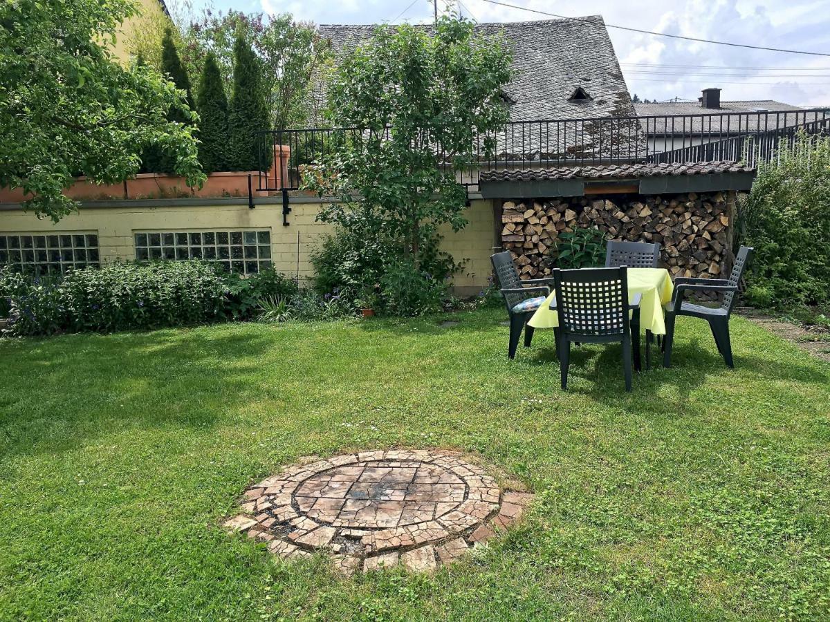 Gaestehaus Hoffmann Farschweiler Luaran gambar