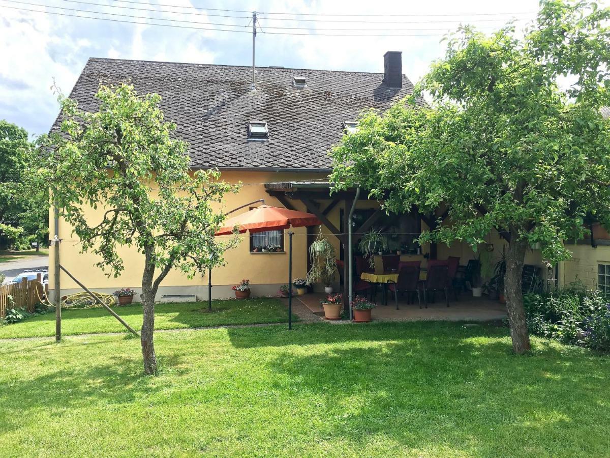 Gaestehaus Hoffmann Farschweiler Luaran gambar