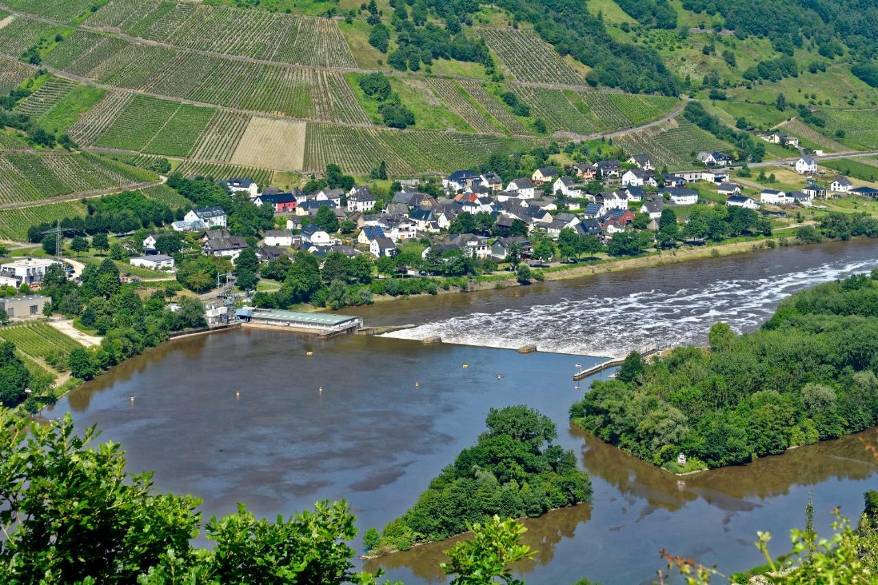 Gaestehaus Hoffmann Farschweiler Luaran gambar