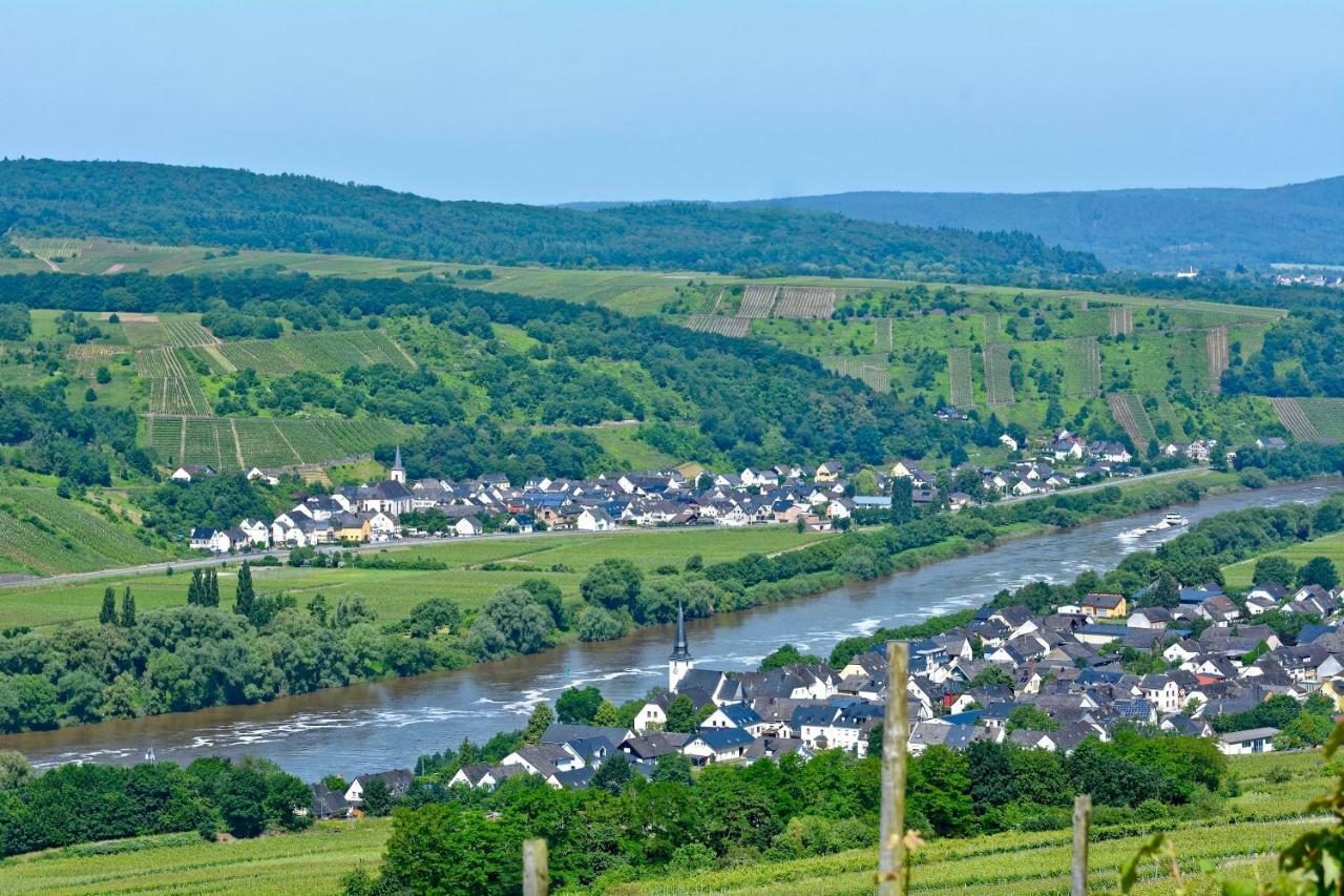 Gaestehaus Hoffmann Farschweiler Luaran gambar